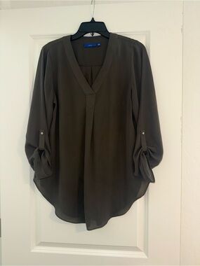 Apt. 9 Olive V-Neck Roll-Tab Blouse